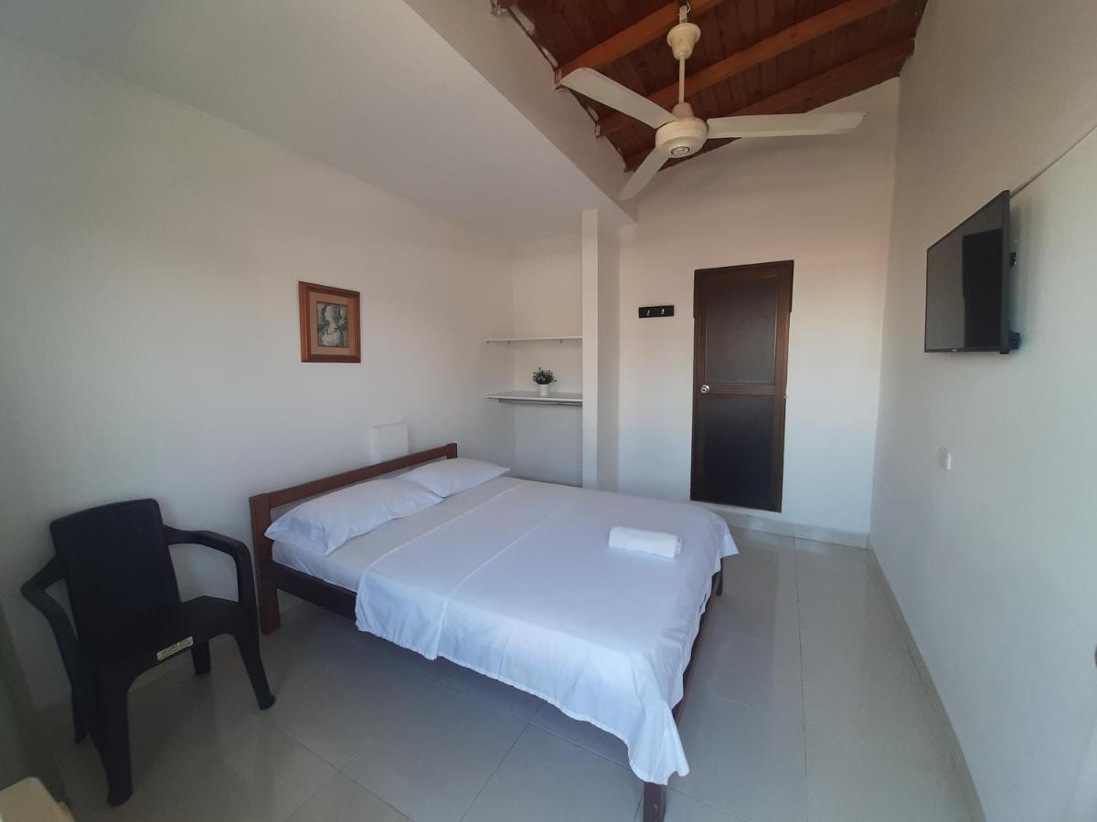 Hotel Anita Puerto Berrio Екстер'єр фото